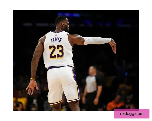 兰多夫对决赛季最佳球员 引领篮球盛宴上演经典对决